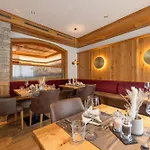 贝格克里斯塔尔阿克迪弗及维塔尔酒店 酒店