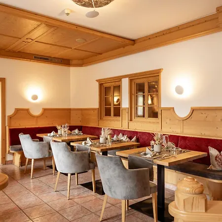 Hotel Aktiv & Vitalhotel Bergcristall Neustift im Stubaital
