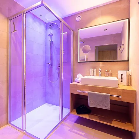 Aktiv & Vitalhotel Bergcristall 4* Neustift im Stubaital
