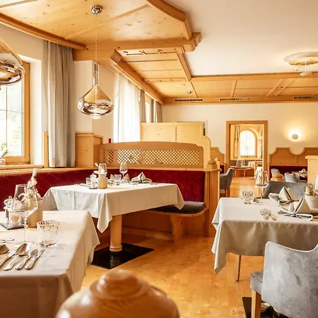 Hotel Aktiv & Vitalhotel Bergcristall Neustift im Stubaital