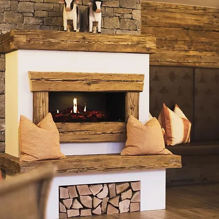 Aktiv & Vitalhotel Bergcristall 4*