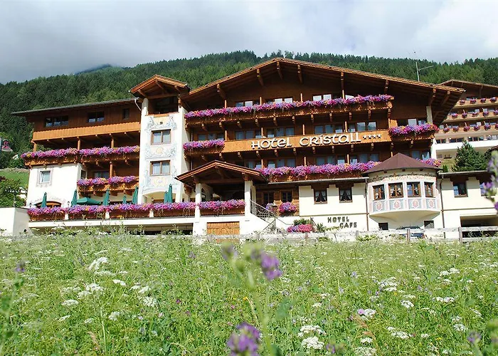 Aktiv & Vitalhotel Bergcristall Hotel 4*