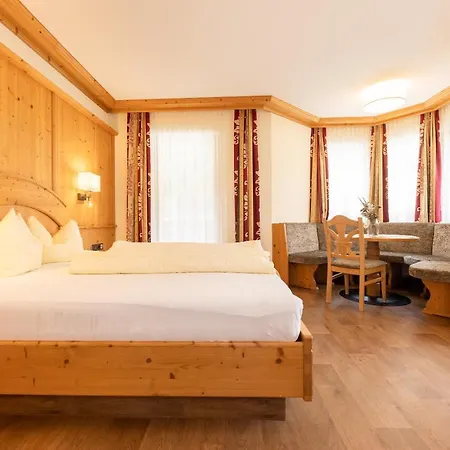 Aktiv & Vitalhotel Bergcristall Отель 4*