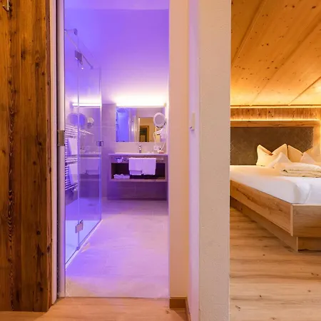 Aktiv & Vitalhotel Bergcristall ノイシュティフト・イム・シュトゥーバイタール