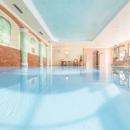 Aktiv&vitalhotel Bergcristall Hotel 4*