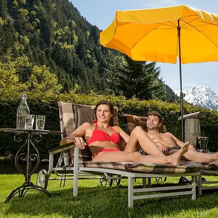 Aktiv & Vitalhotel Bergcristall ノイシュティフト・イム・シュトゥーバイタール