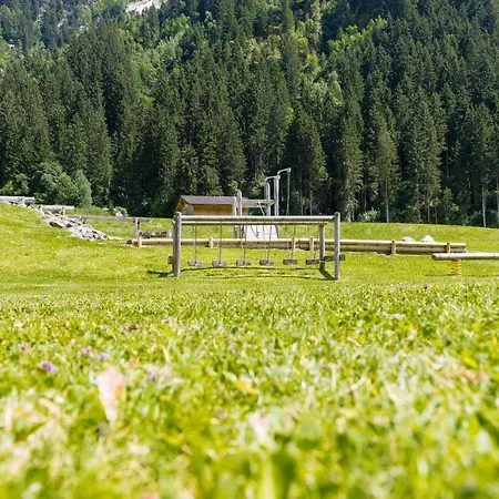 Aktiv & Vitalhotel Bergcristall ホテル